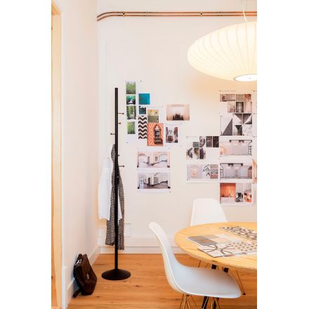 Perchero de pie Mirac de Mobles 114