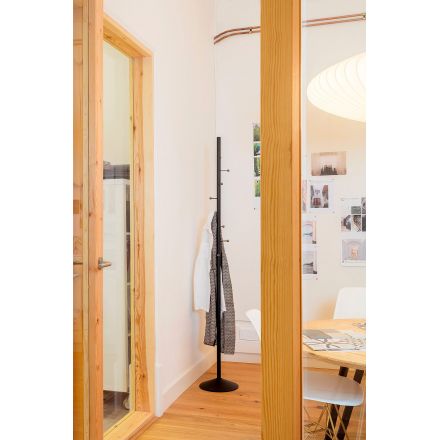 Perchero de pie Mirac de Mobles 114