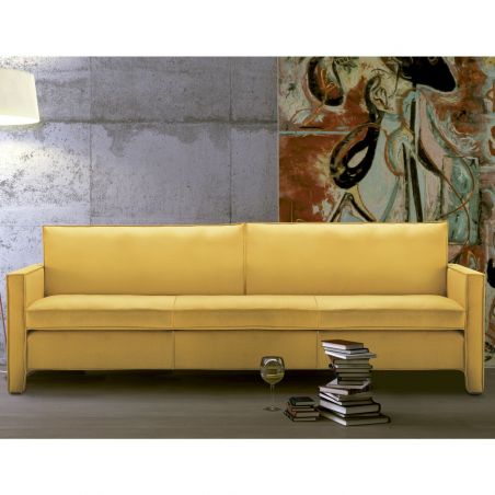 Square, sofá con líneas rectas, estructura interna en madera y tapizado a elegir