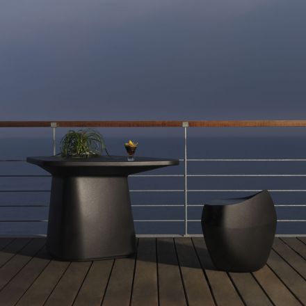 Macetamesa Medium por Javier Mariscal para VONDOM en color negro