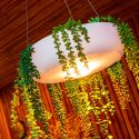 Macetero recargable redondo con luz y set de plantas artificiales incluido de New Garden
