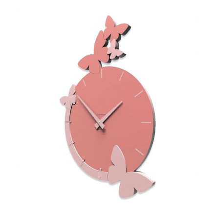 The Flight Of Butterflies Clock de Callea Design cloud pink