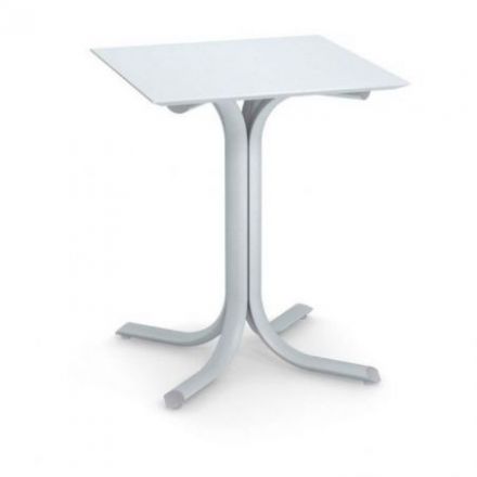 Mesa de borde bajo Table System de Emu