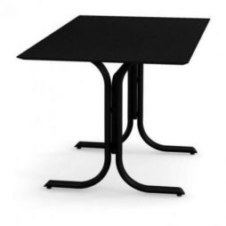 Mesa de borde bajo Table System de Emu Negro