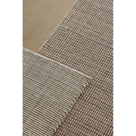 Alfombra Knots fabricada 100% en PET de Kuatro Carpets