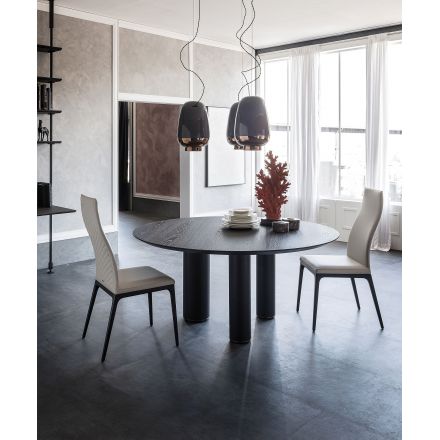 Roll Round Wood de Cattelan Italia en la misma foto con mesa Roll Wood Round