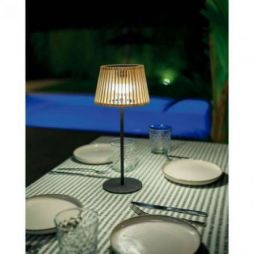 Okinawa Table Lamp de New Garden