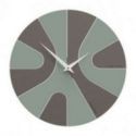 Reloj De Pared Asym Con Diseño Asimétrico de CalleaDesign Verde