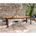 Mesa para jardín Kodo Doghe con sobre en madera de Iroko y estructura en aluminio Mesa para jardín Kodo Doghe con sobre en madera de Iroko y estructura en aluminio