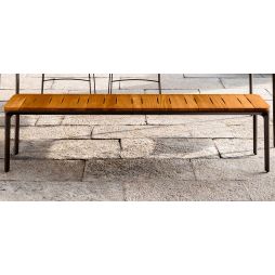Banco Slim Doghe para exterior en madera de Iroko y aluminio