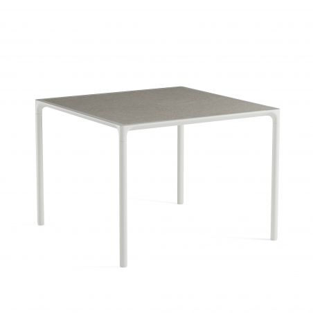 Mesa cuadrada 103x103 cm en aluminio y gres porcelánico Terramare