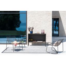 Mueble contenedor bajo de exterior en metal y teca Camaleon