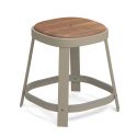 Taburete bajo con asiento de teca Thor