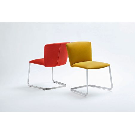 Vela, silla 'visitors' respaldo bajo, base cantilever