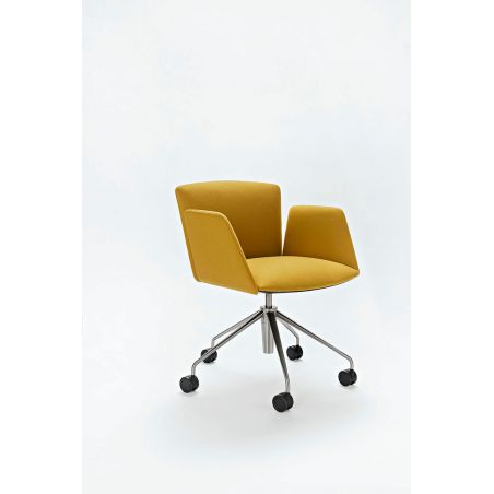 Vela, silla ejecutivo respaldo bajo con reposabrazos revestido, base de 5 radios giratorios sobre ruedas, altura regulable