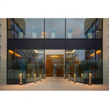 Frame Modelo Fra_4056x De Pie Para Exterior de Estiluz