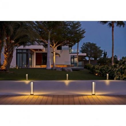 Frame Modelo Fra_4056x De Pie Para Exterior de Estiluz