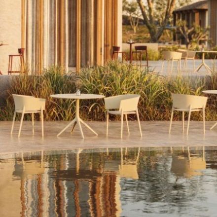 Sillón Africa, con acolchado para exterior de Vondom