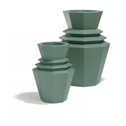 Maceta Hinoki de doble pared colección Origami de Vondom