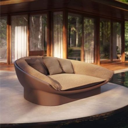Daybed de la colección Luna en polietileno reciclable de Vondom