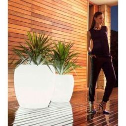 Macetero Blow con luz de Vondom