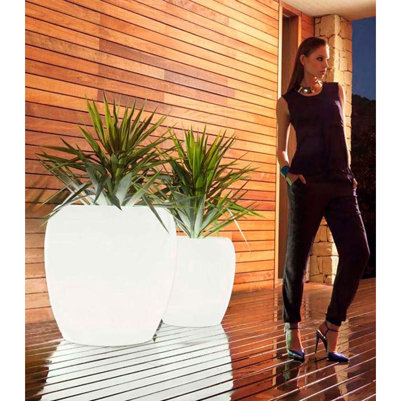 Macetero Blow con luz de Vondom