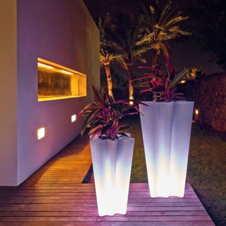 Bye-bye Maceteros Luz de Vondom