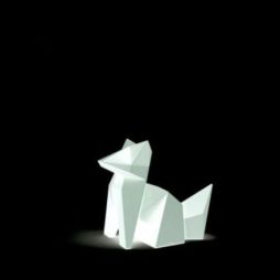 Figura de perrito Kokitsune con luz de Vondom