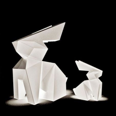 Figura Kousagi con luz de Vondom