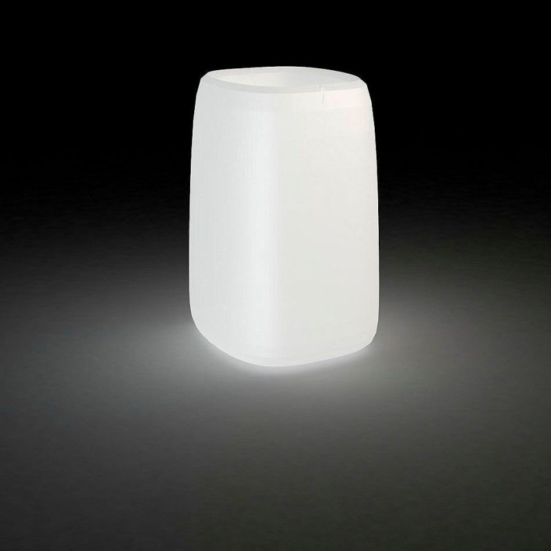 Macetero Organic cuadrado alto con luz de Vondom