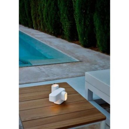 Lámpara de mesa Habitat de Luzifer LZF