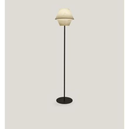Lámpara de pie Hotel P de Luzifer LZF base negro mate pantalla Blanco Marfil encendida