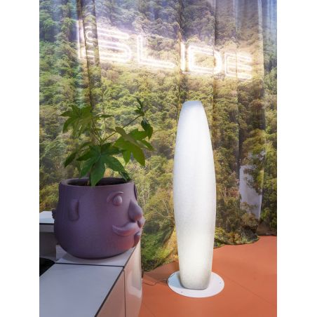 Lámpara de pie Reborn Lamp