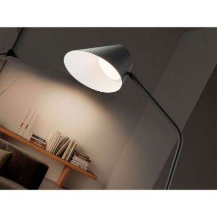 Esino Pie Salon 1l Negro de Schuller