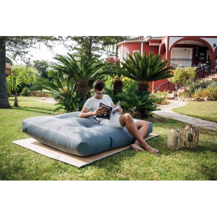 Bali, cama puff para una o dos personas para exterior de Ogo tejido 3D Nets