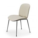 Tina, silla ligera con estructura en acero y tapizado en piel