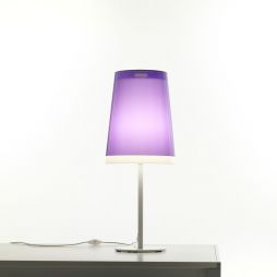 Lámpara de mesa L001TA Pedrali difusor exterior violeta