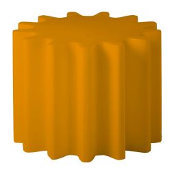 Mesa de centro Gear Low Table de Slide color amarillo Saffron Yellow