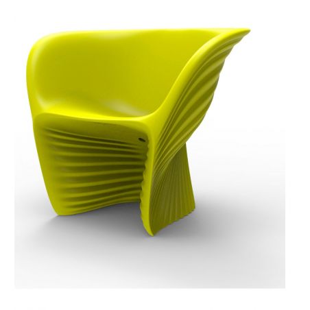 Biophilia Butaca, hermosa y cómoda silla para exteriores de Vondom color basic pistacho