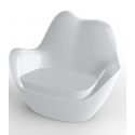 Sabinas Butaca, colorido y divertido asiento individual para exteriores de Vondom color lacado brillo blanco