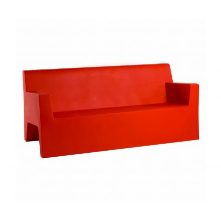 Jut Sofa  de Vondom color basic rojo