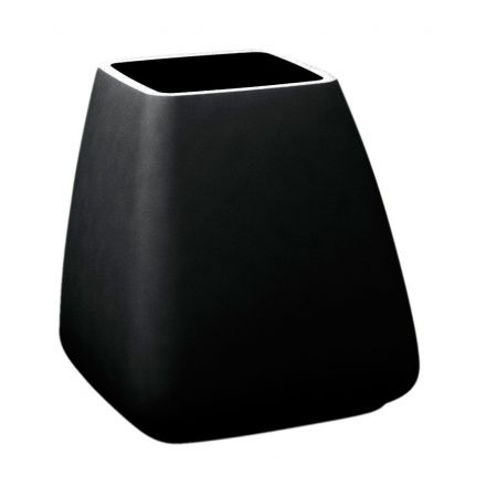 Momas Macetas  de Vondom color basic negro