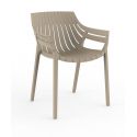 Spritz, un sillón muy ligero diseñado por Archirivolto, apto para cualquier ambiente de Vondom color basic ecru